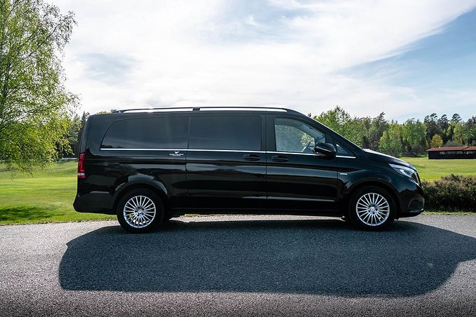 ROYAL Castle Skokloster and Viking Sigtuna (private tour) - Private transport, Wi-Fi, and the value of comfort