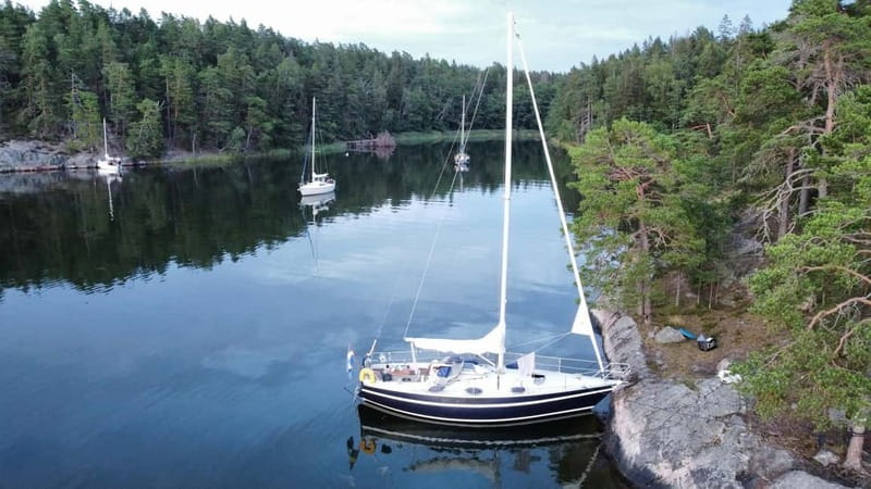 Sail & See -Private sailing Tour with Swimming & Sightseeing - Setting out from Solna strandväg