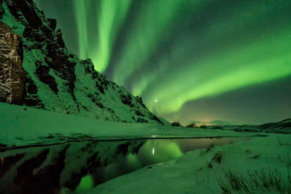 Sälen: Northern Lights Snowshoe Adventure with Pickup - Five things to know before you book