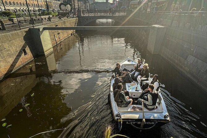 Self Drive Electric Boat in the Canals - Starting at Snäckan in central Gothenburg