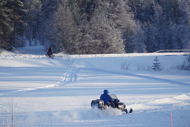 Snowmobile tour - The setting around Vistträsk and Avaträsk 201