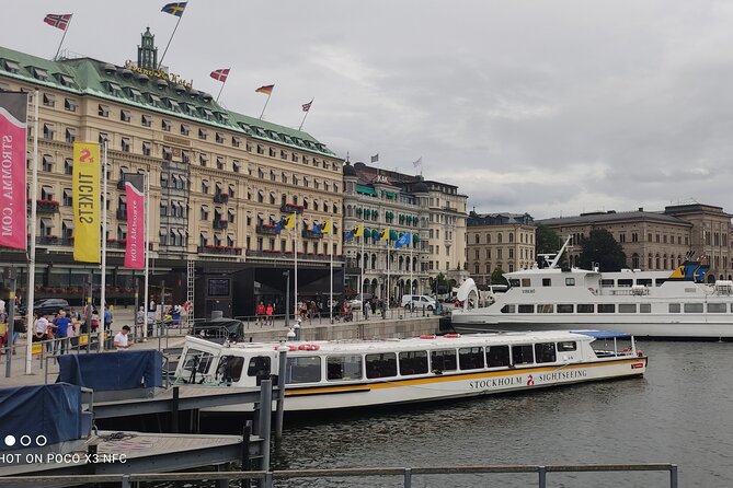 Stockholm- A Beauty On The Water: Old Town Walking Tour and Boat Trip Combined - Stortorget and the darker side of Old Town