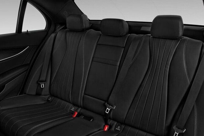 Stockholm Airport Arlanda Arrival transfer to Stockholm by Sedan - Quick points before you book