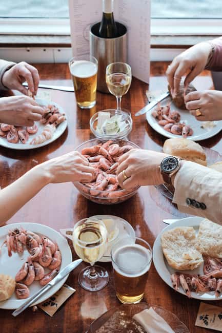 Stockholm All-You-Can-Eat Shrimp or Tacos Cruise & Coverband - Starting at Skeppsbron beside the Royal Palace