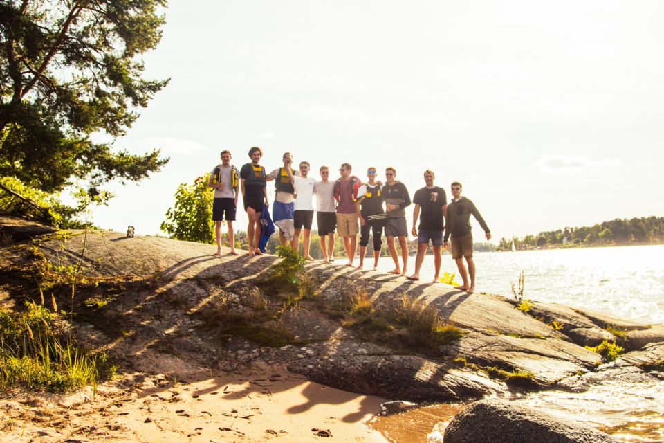 Stockholm: Archipelago Islands Kayak Tour and Outdoor Picnic - Vaxholm after the paddle