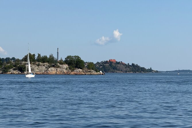 Stockholm: Archipelago Summer Tour with live guide - Through Stockholm’s narrow canals