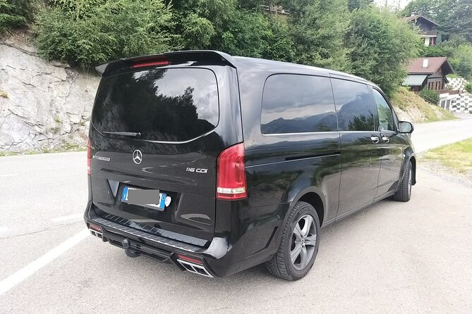 Stockholm Arlanda Airport (ARN) to Stockholm City - Round-Trip Private Transfer - Communication and meeting-point tips