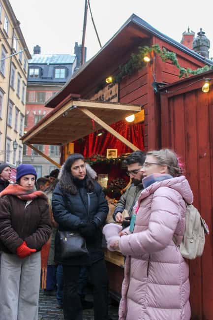 Stockholm: Christmas Traditions & Food Small Group Tour - Meeting at Stortorget and entering Christmas Stockholm