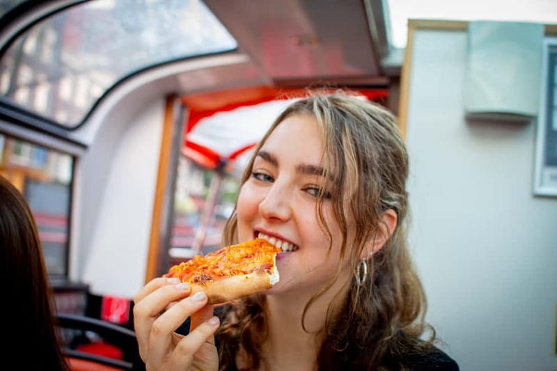 Stockholm: City Cruise with Fresh Pizza - What the pizza and onboard service are like