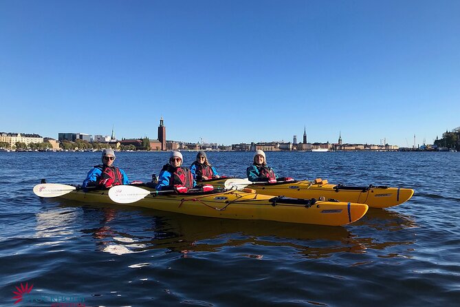 Stockholm City Kayak Tour - The meeting point and first safety briefing