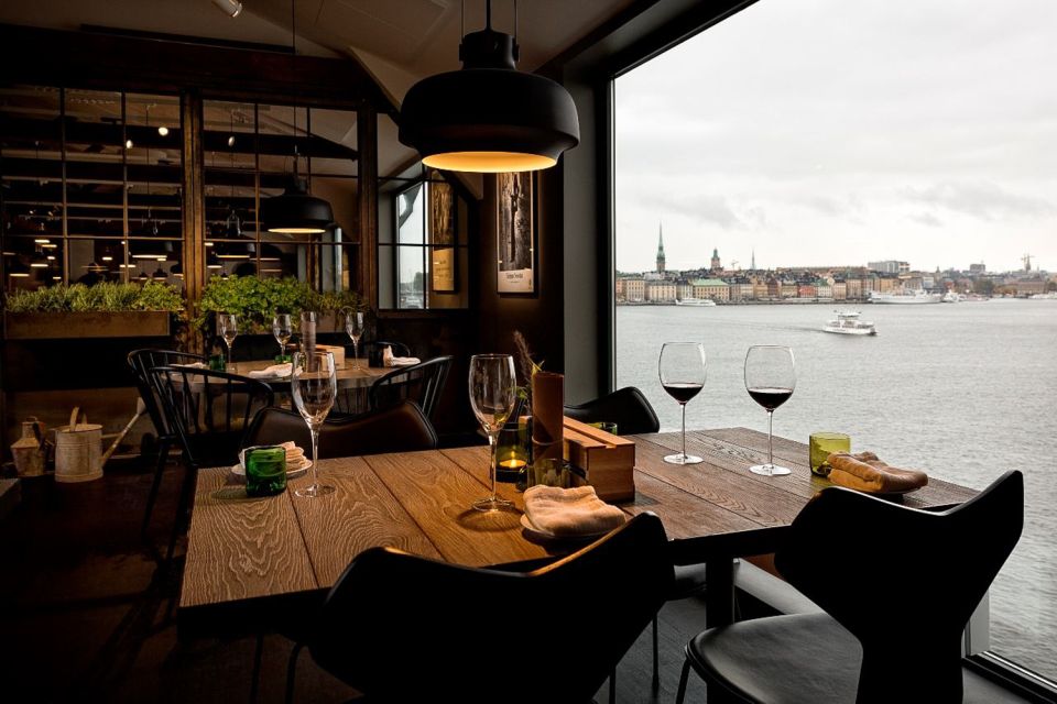 Stockholm: Fotografiska Museum Entrance Ticket - How long should you spend inside?