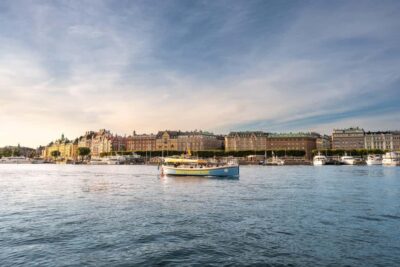 Guided City Sightseeing Open Electric Boat Tour