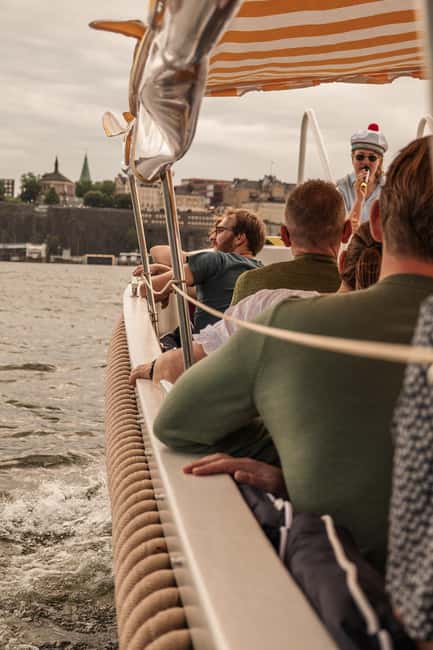 Stockholm: Guided City Sightseeing Open Electric Boat Tour - Gröna Lund and the city’s playful side