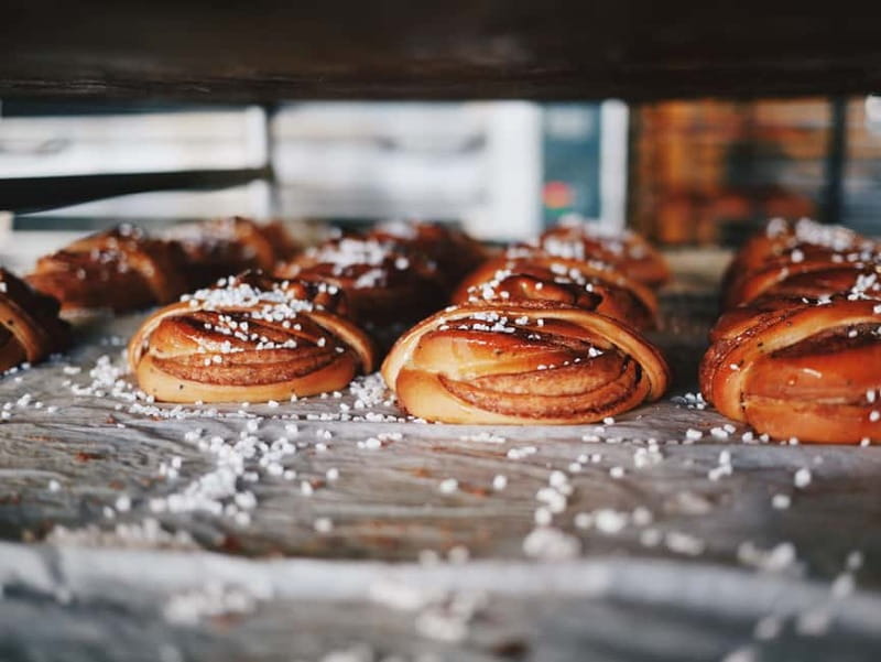 Stockholm: Guided Fika Tour - The guide can make or break the experience