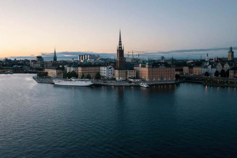 Stockholm: Highlights Guided Walking Tour - Gamla stan, Skeppsbron, and Stockholm’s old streets