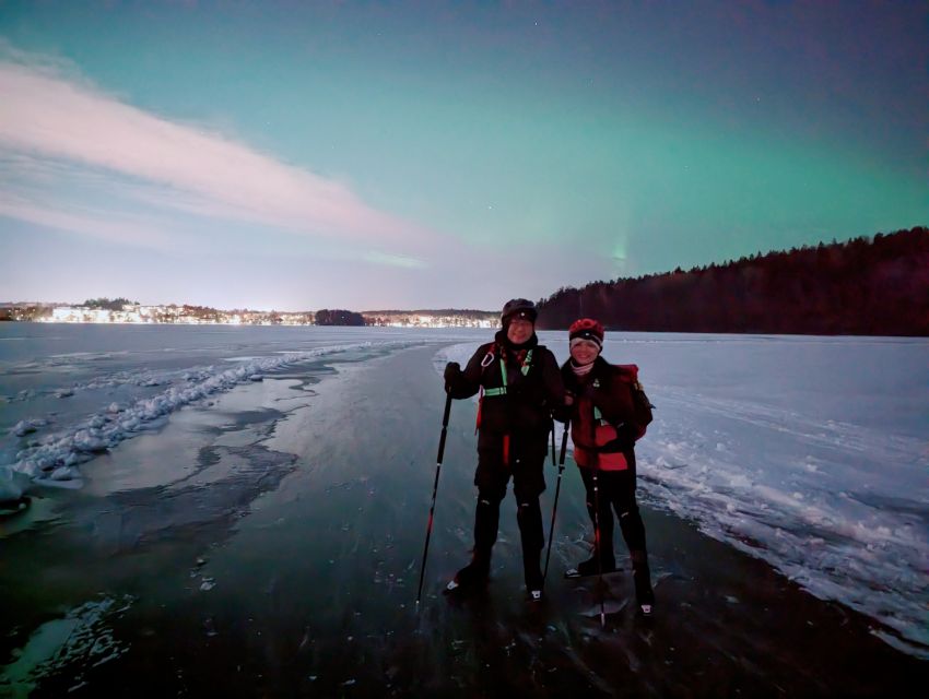 Stockholm: Ice Skating in the Moonlight with Hot Chocolate - The first 30 minutes: equipment and natural-ice safety