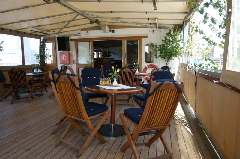 Stockholm: Midsummer Archipelago Boat Tour Live Guide - The archipelago is the real feature