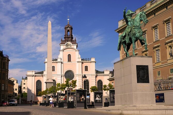 Stockholm Old Town Gamla Stan, Historic Walking Tour, Small group - The Royal Palace and a Practical Finish