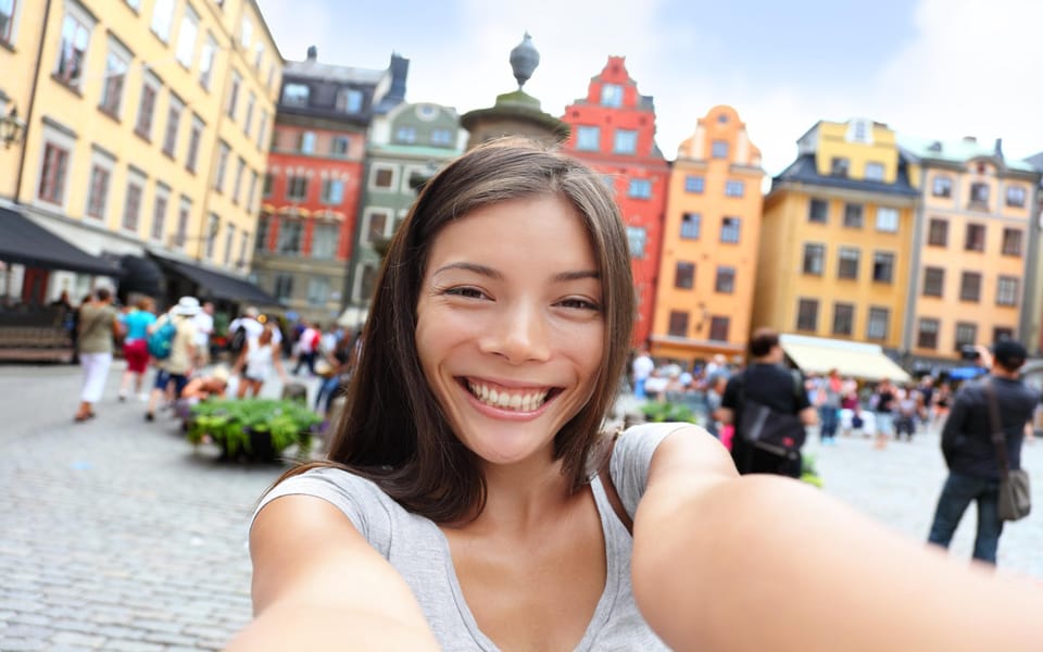 Stockholm: Old Town Highlights Private Walking Tour - Inside the Royal Palace on the four-hour tour