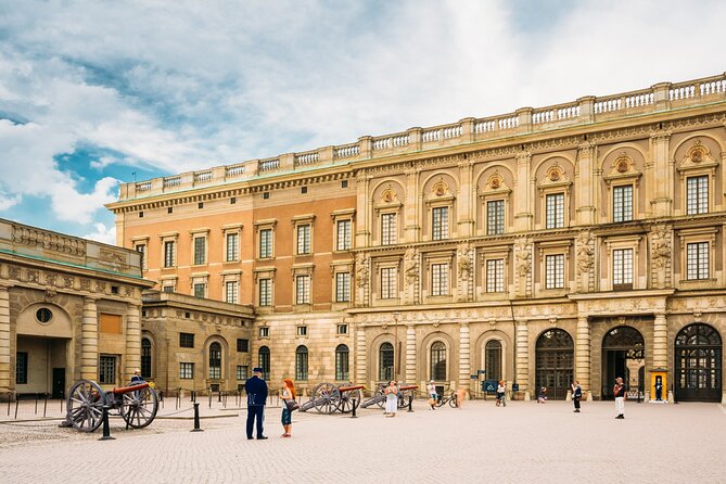 Stockholm Old Town Highlights, Royal Palace, Vasa Museum Tour - Key points at a glance