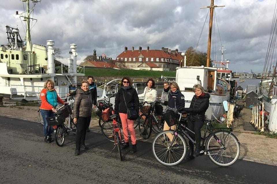 Stockholm : Old Town private Walking Tour with a guide - Starting at Stortorget, Stockholm’s storybook square