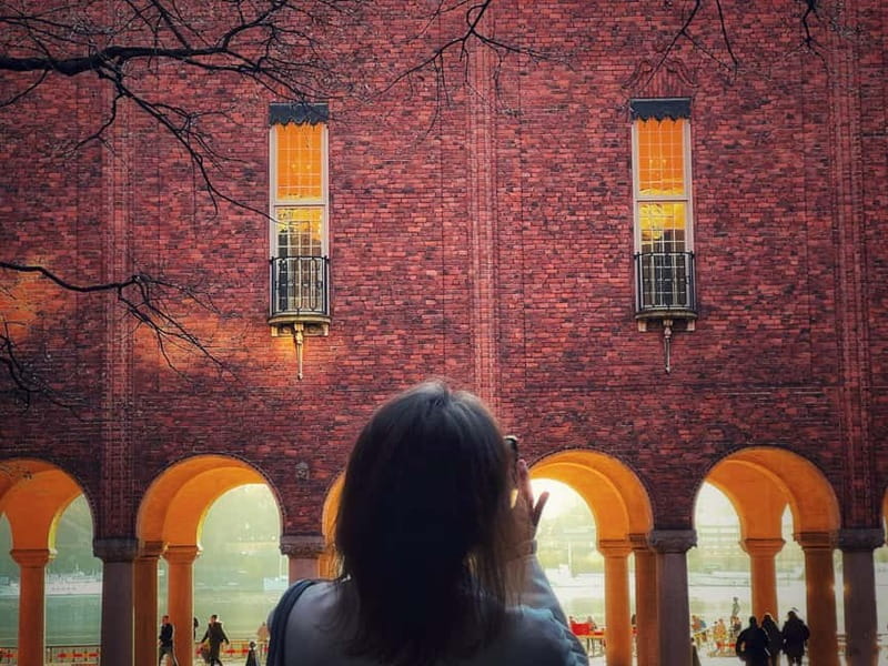 Stockholm Old Town Walking Tour: History & local Insights - Starting beside Sweden’s Parliament