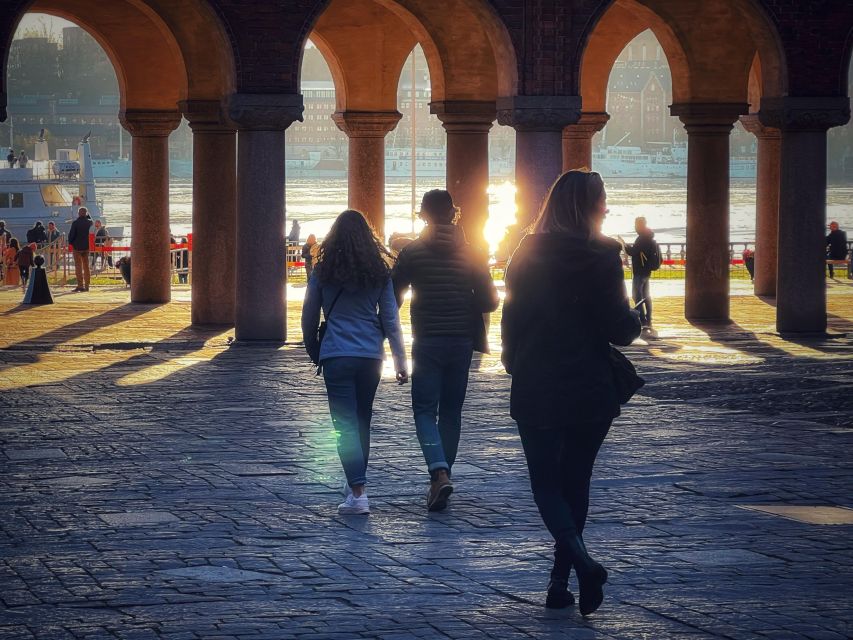 Stockholm Old Town Walking Tour: History & local Insights - Finishing near Gustav III’s Obelisk