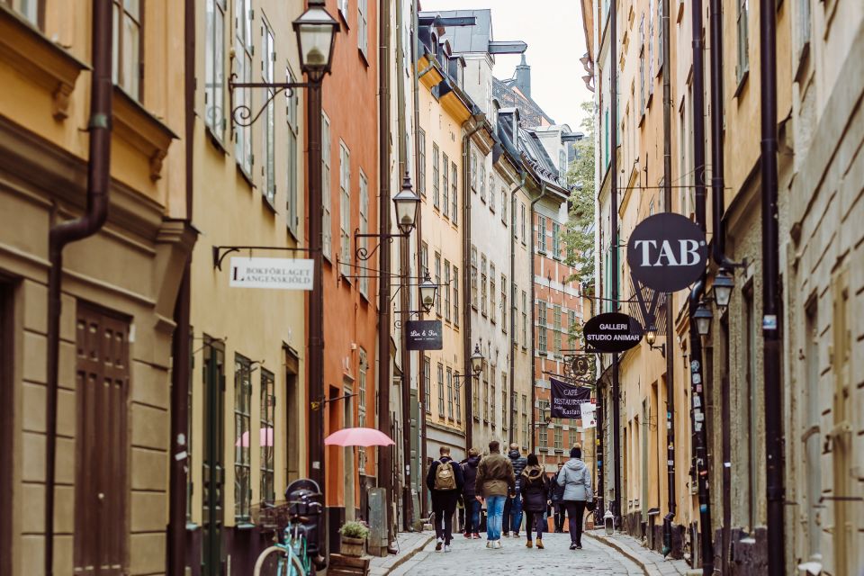 Stockholm Private Walking Experience with a Local Host 3-8hr - How the private format affects the value