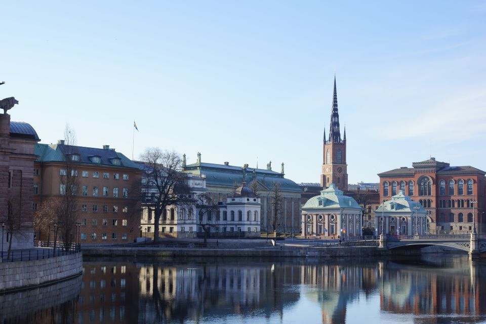Stockholm: Private Walking Tour with a Local - What the two-hour walk can cover