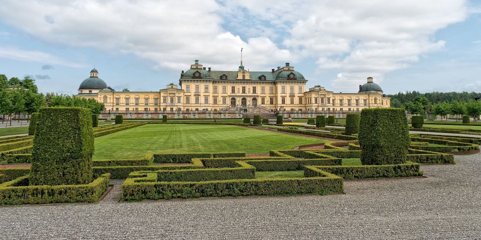 Stockholm: Private Walking Tour with a Local - The seven or eight-hour option for a one-day visit