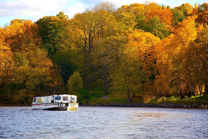 Stockholm Royal Djurgården Boat Tour - Comfort, boarding, and group size