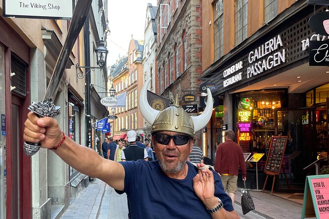 Stockholm's Best Bike Tour! - Entering Gamla Stan through Prästgatan and Stortorget