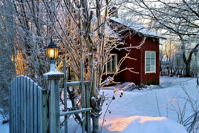 Stockholm's Festive Sights And Christmas Lights - Meeting points, pickup, and walking conditions