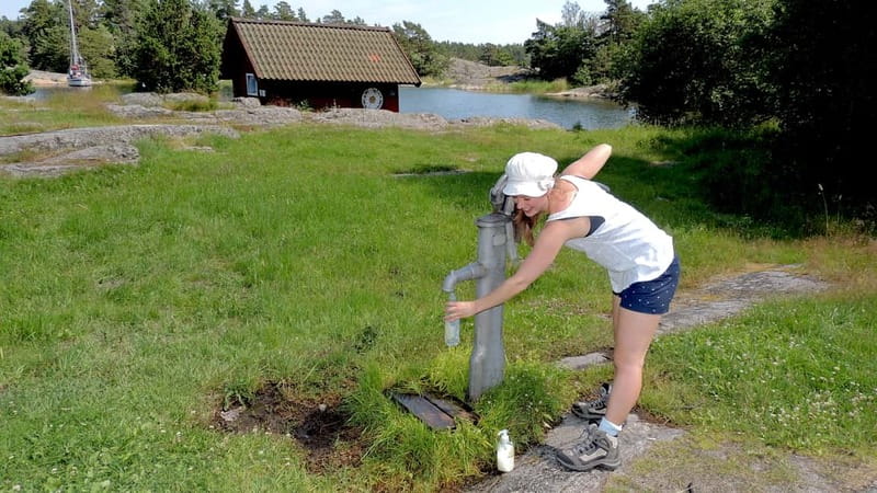 Stockholm: Self-Guided hiking in beautiful nature - What the winter experience requires