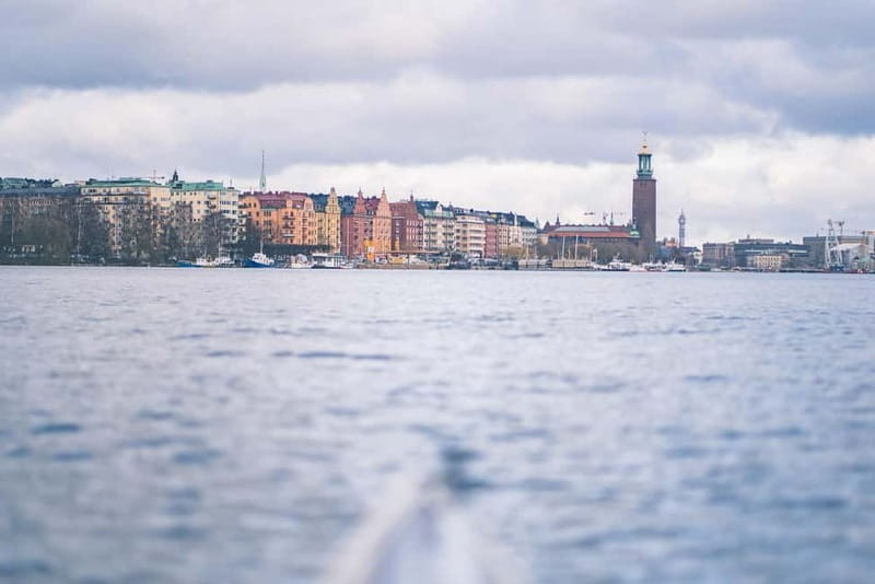 Stockholm: Self-Guided Kayak Tour in premium kaykaks - Seeing parts of Old Town from the water