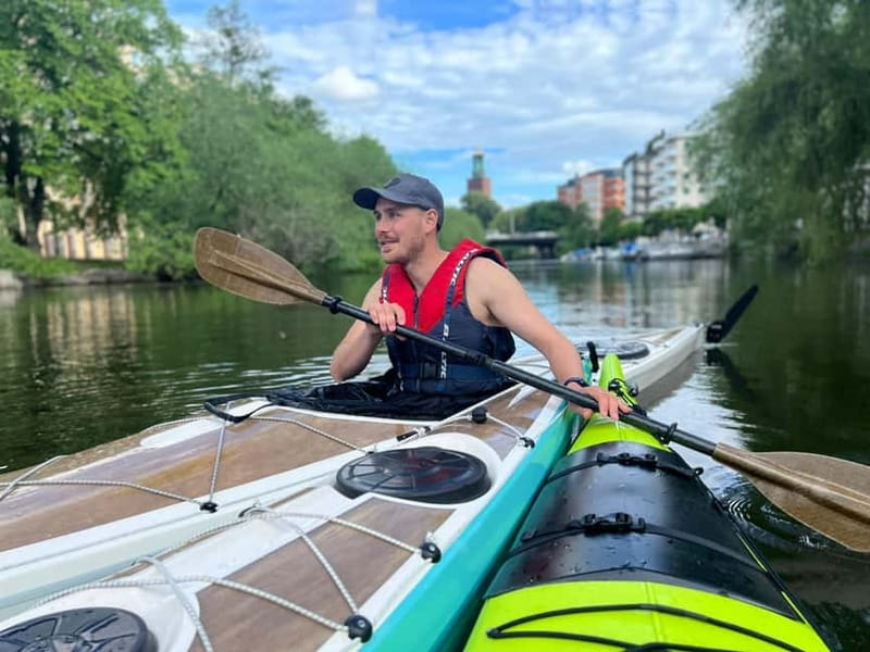 Stockholm: Self-Guided Kayak Tour in premium kaykaks - Weather, clothing, and the October lesson