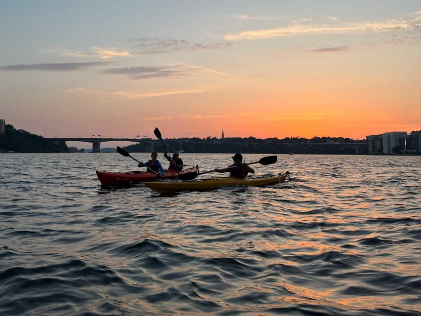 Stockholm: Sunset Kayak Tour in the City + Swedish Fika - Bridges, buildings, and the best photo moments