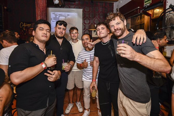 Stockholm: The Original Pub Crawl with Shots + VIP Club Access - Guides can make or break the evening