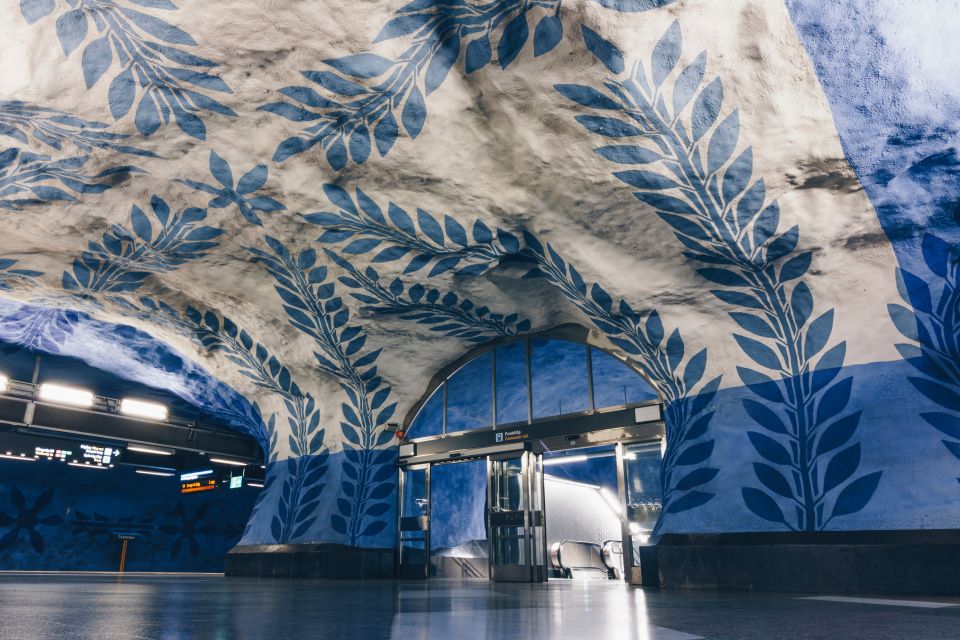Stockholm: Underground Metro Art Ride with a Local Guide - Key points about the Stockholm metro art tour