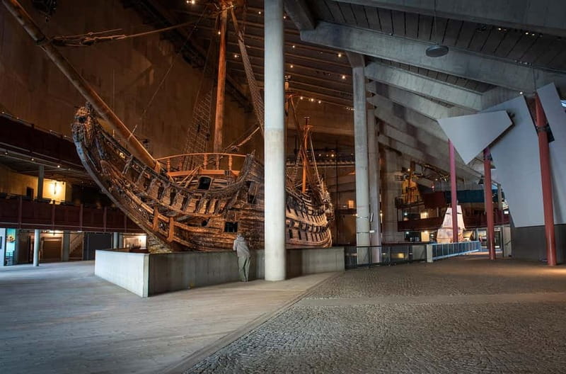 Stockholm: Vasa Museum Tour with Entry Ticket & Guide - Why the Vasa sank on August 10, 1628
