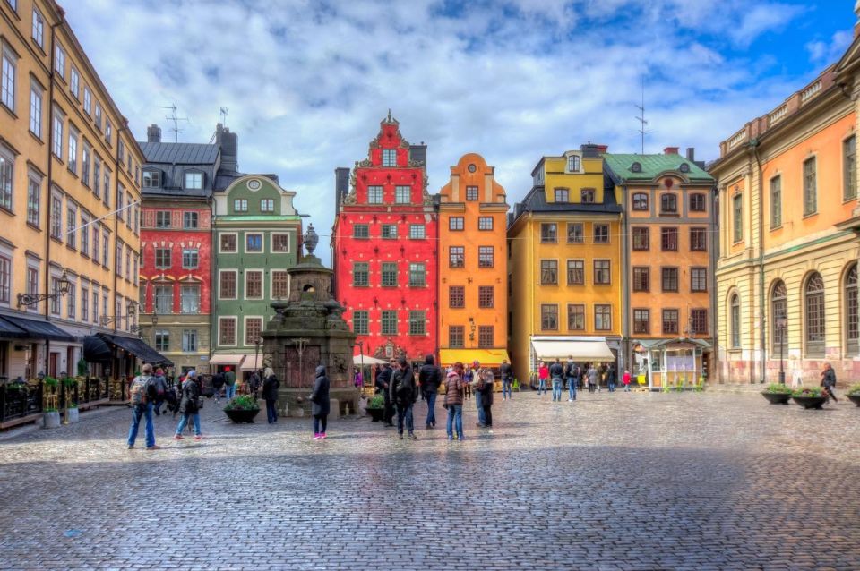 Stockholm: Walking tour of Gamla Stan, the Old Town - Riddarholmen and the city across the water