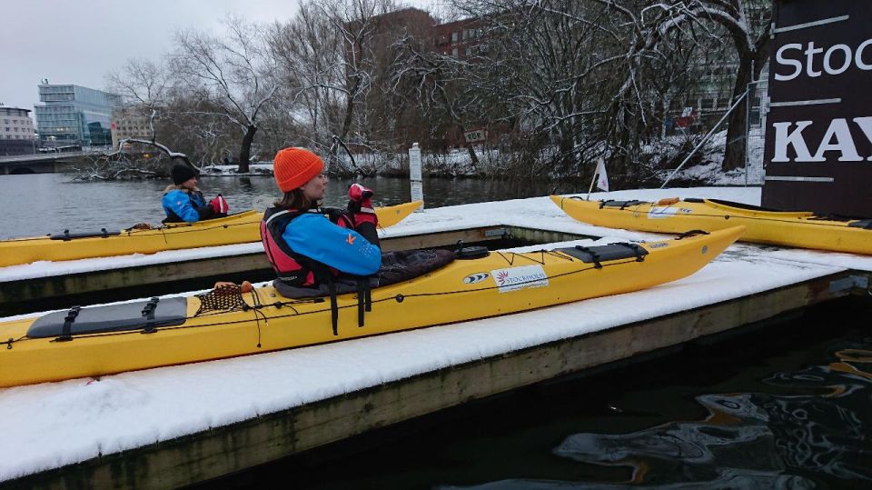 Stockholm: Winter City Kayaking Tour - City Hall from the water