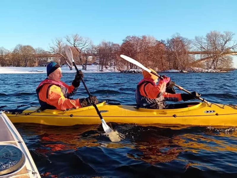 Stockholm: Winter Kayaking Tour through the City Centre - Reaching the kayak station on Kungsholmen