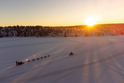 Sunrise Zen Husky Tour (10:00 to 13:00 – sitting on the sled)