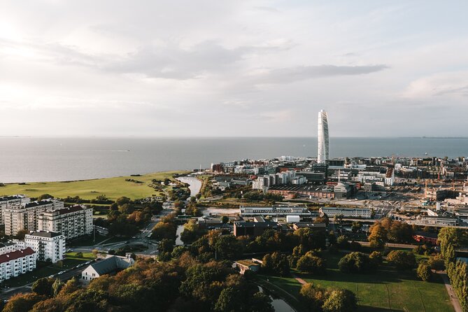 Surprise Walk of Malmö with a Local - The Castle Mill and a surprising Dutch-looking view