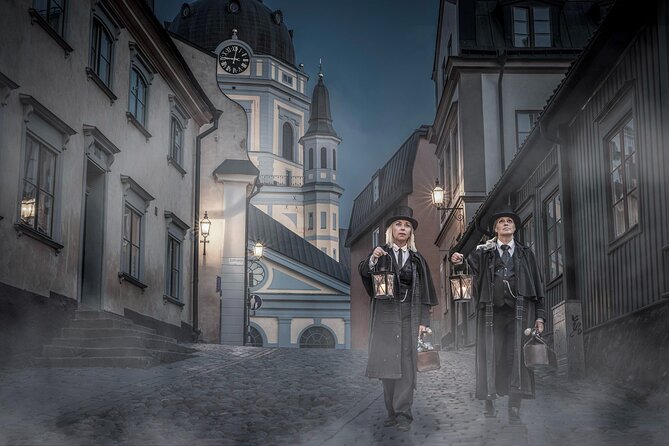 The Original Stockholm Ghost Walk and Historical Tour - Södermalm - Group size, sound, and the mood of the walk