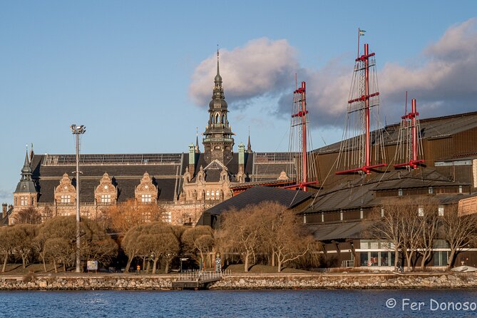 The Vasa Museum: From Depth to Royal Glory -Private Tour - The sinking story gives the tour its drama