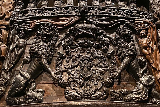 The Vasa Museum: From Depth to Royal Glory -Private Tour - Entering the museum and meeting the Vasa