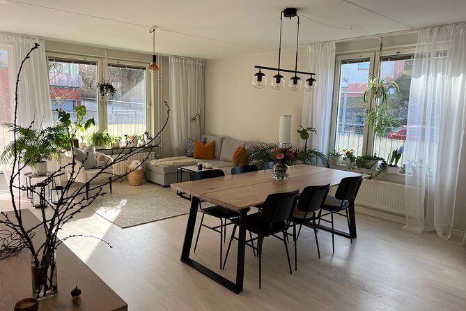 Traditional Persian Cooking Class in Stockholm with a Local - How the $112 price works for you