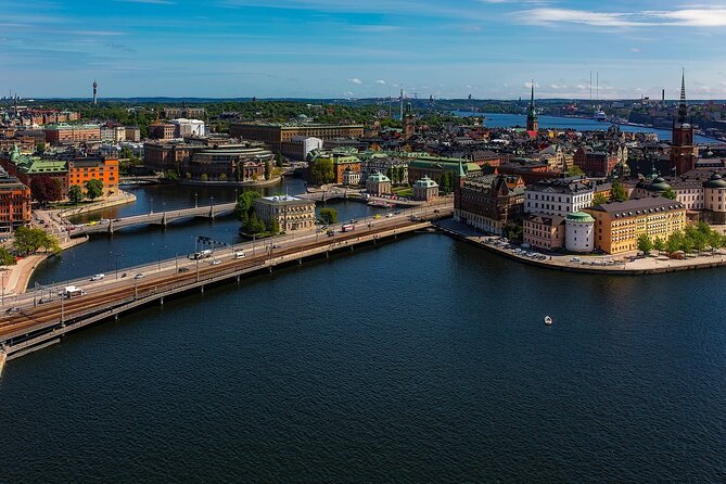 Transfer Arlanda Stockholm Airport(ARN) to Stockholm City - The drive into Stockholm